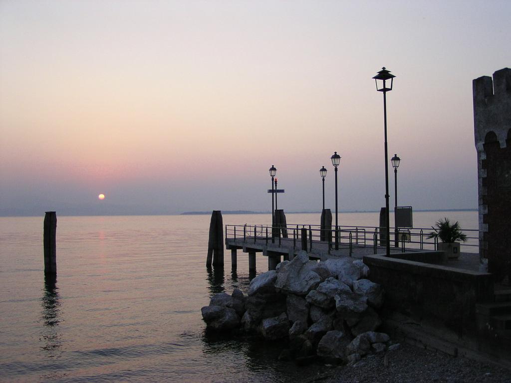 Villa Garuti Village Padenghe sul Garda Exterior photo