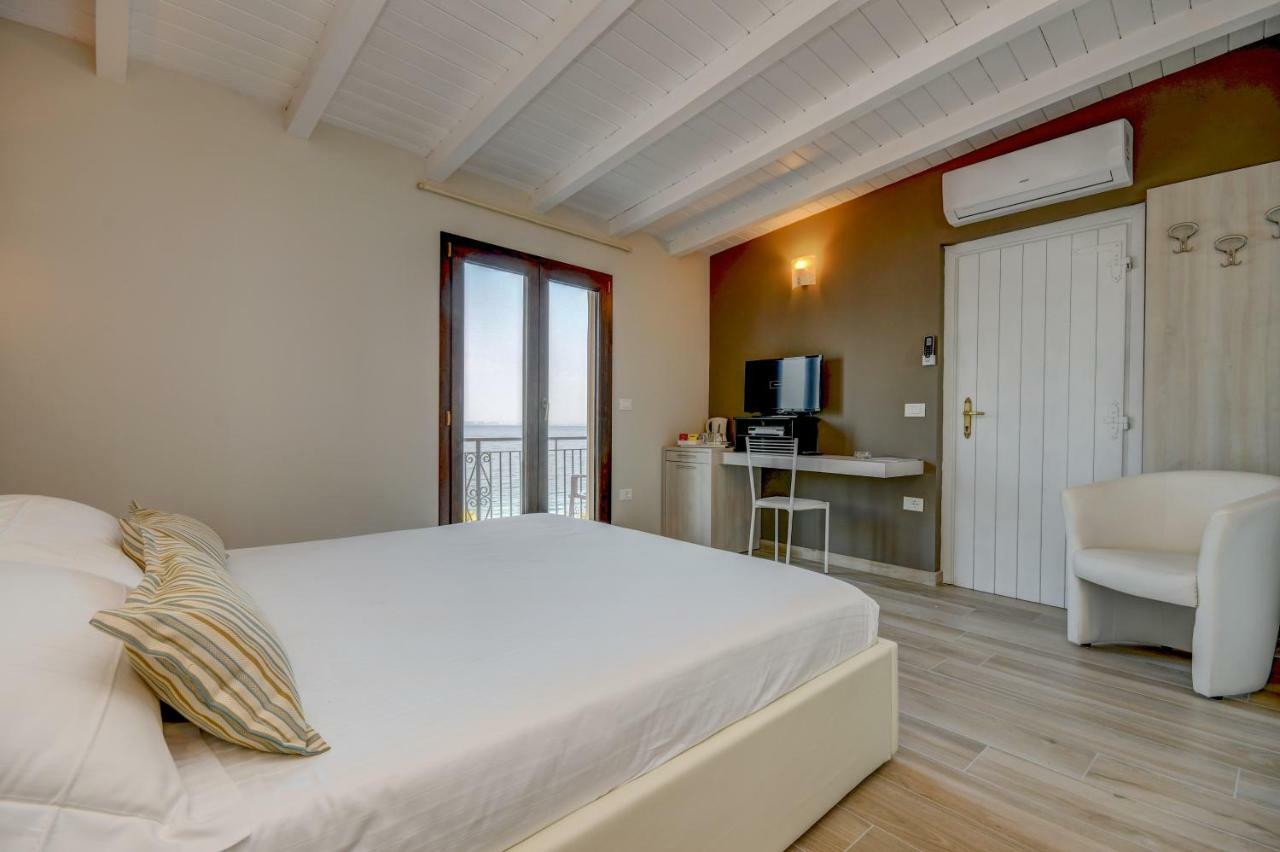 Villa Garuti Village Padenghe sul Garda Exterior photo